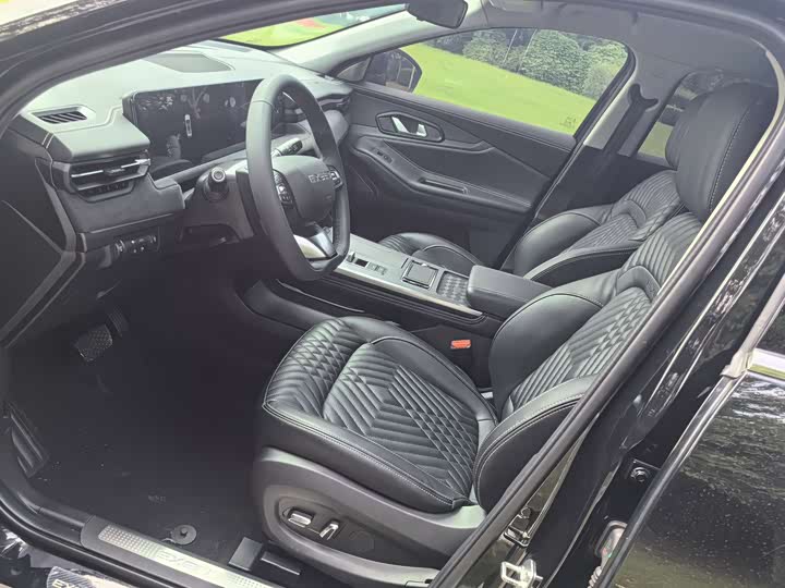 Фото 8 - Exeed TXL