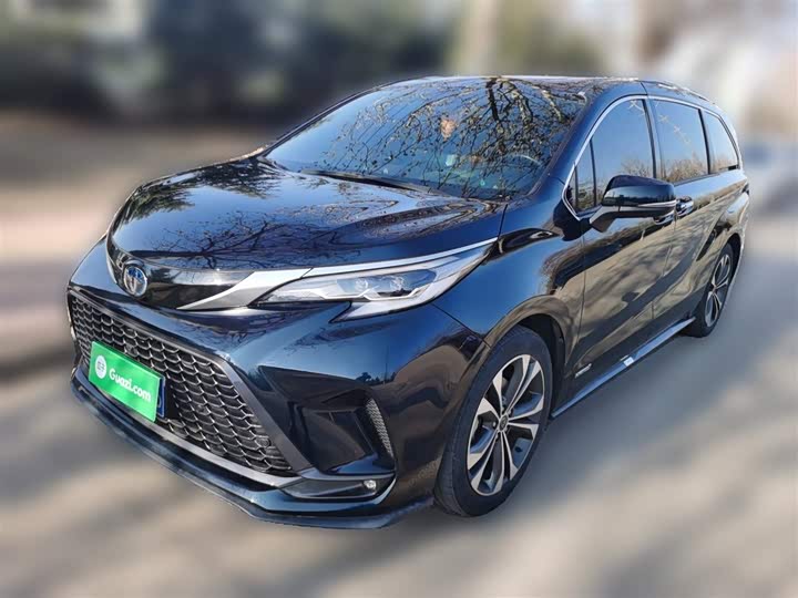 Фото 1 - Toyota Granvia