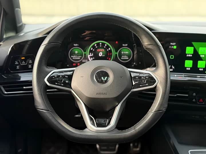 Фото 7 - Volkswagen Golf