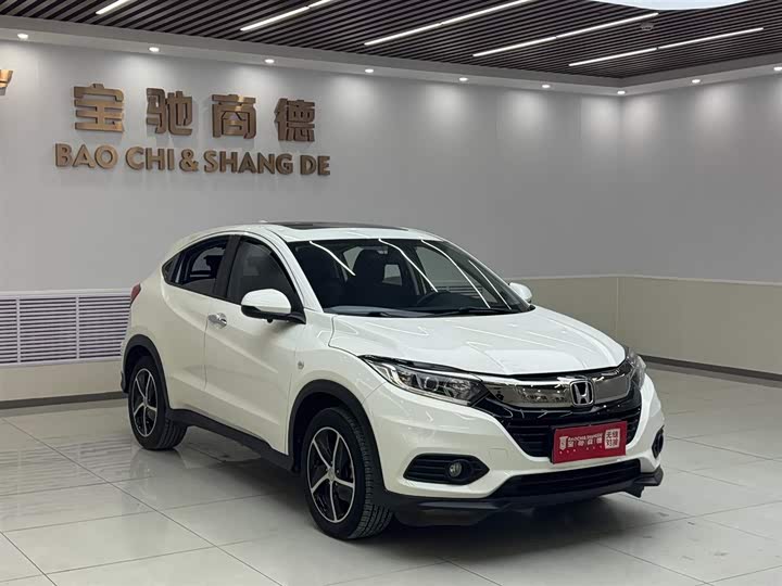 Фото 2 - Honda Vezel