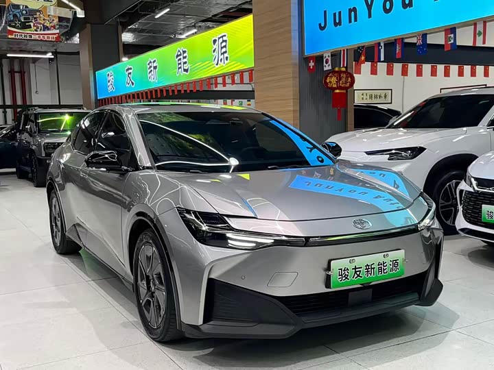 Фото 3 - Toyota bZ3