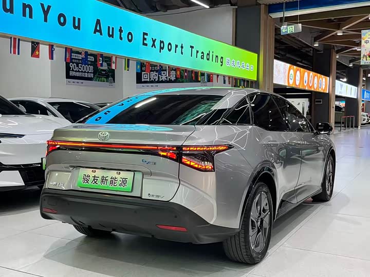 Фото 6 - Toyota bZ3