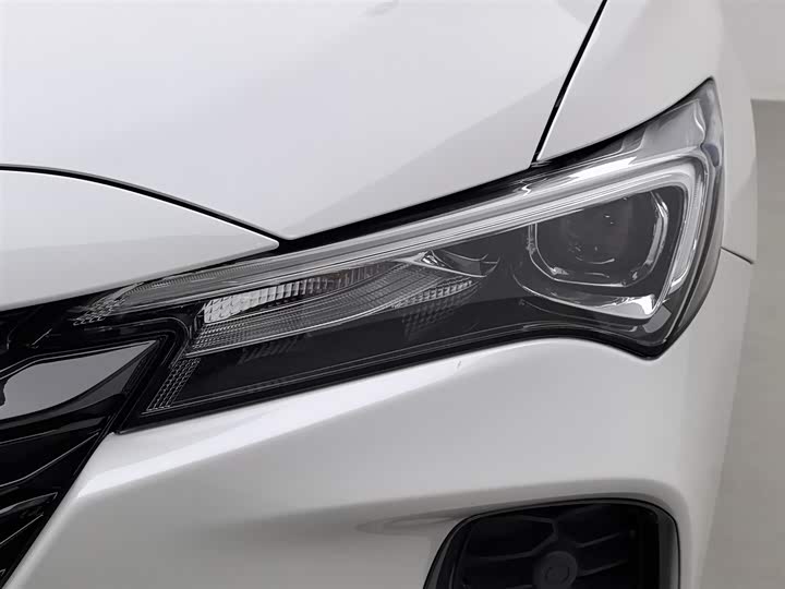 Фото 7 - Buick Verano