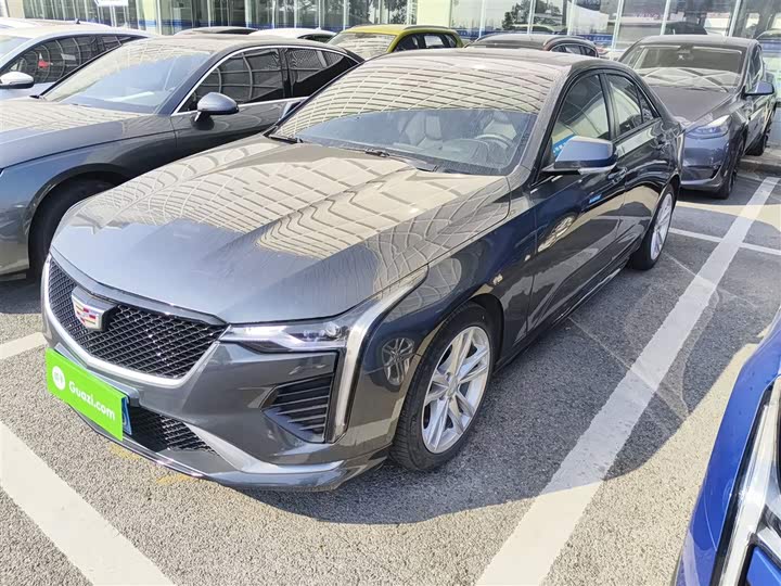 Фото 1 - Cadillac CT4