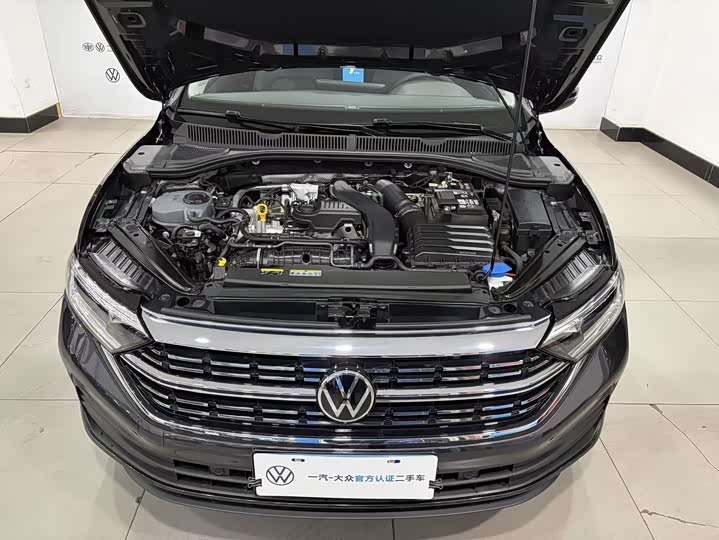 Фото 4 - Volkswagen Sagitar L