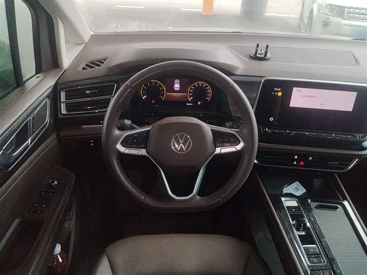 Фото 3 - Volkswagen Viloran