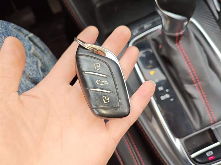 Фото 9 - MG Motor ZS