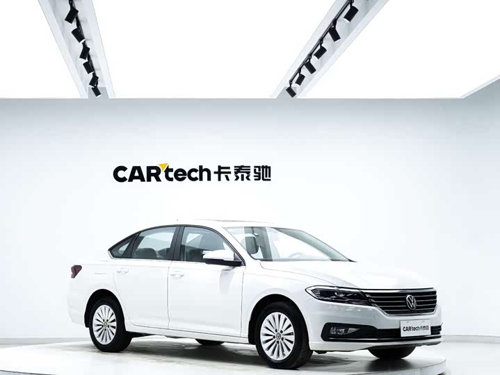 Фото 4 - Volkswagen Lavida