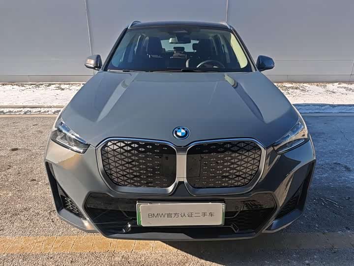 Фото 2 - BMW iX1