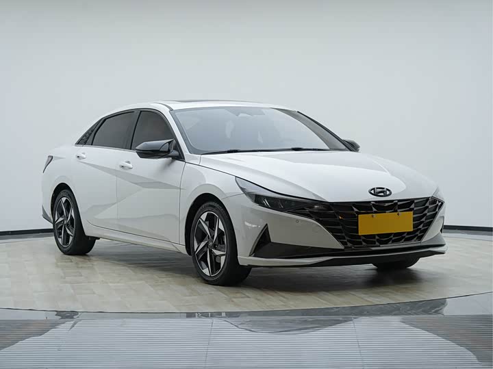 Фото 3 - Hyundai Elantra N line