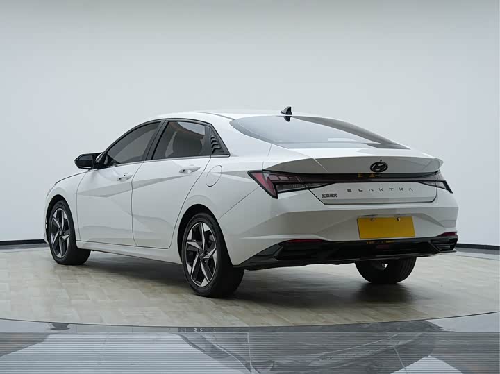 Фото 4 - Hyundai Elantra N line