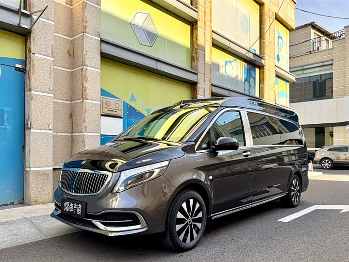 Фото 1 - Mercedes-Benz Vito