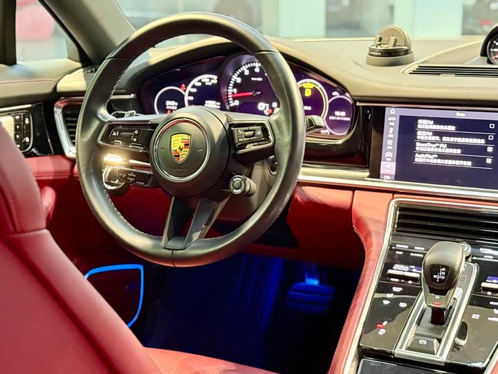 Фото 9 - Porsche Panamera