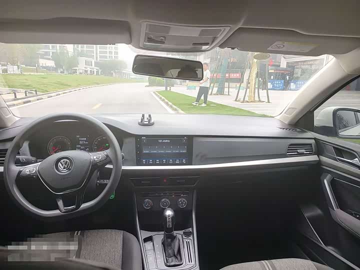 Фото 4 - Volkswagen Lavida