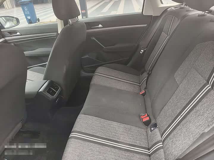 Фото 6 - Volkswagen Lavida