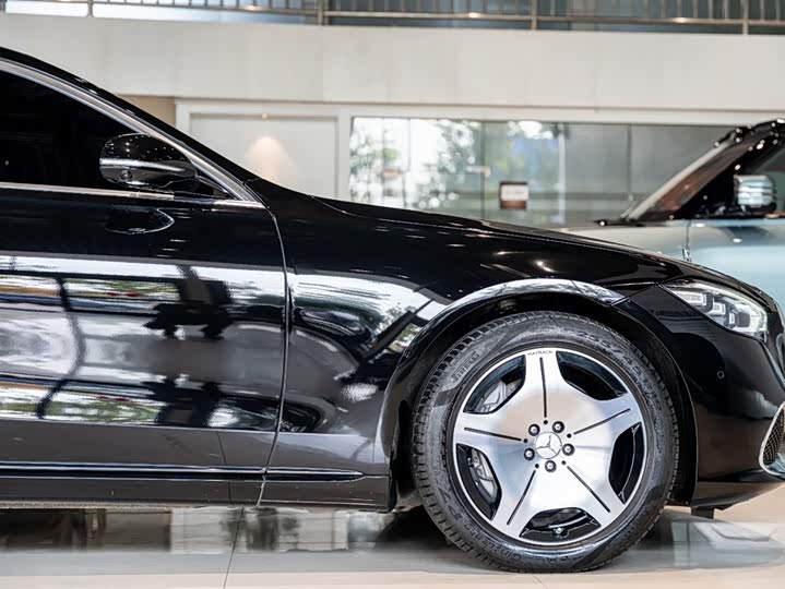 Фото 5 - Mercedes-Benz Maybach S-Class