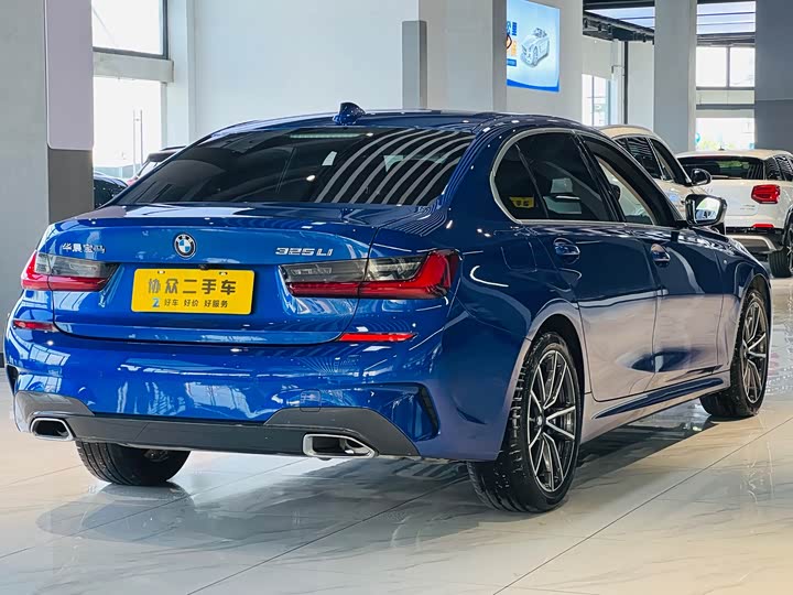 Фото 3 - BMW 3 Series