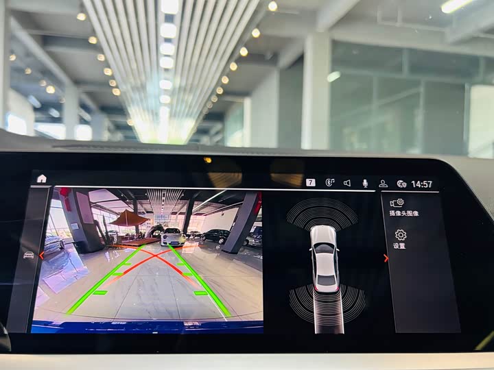 Фото 8 - BMW 3 Series