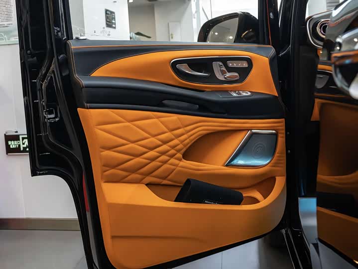 Фото 8 - Mercedes-Benz Vito