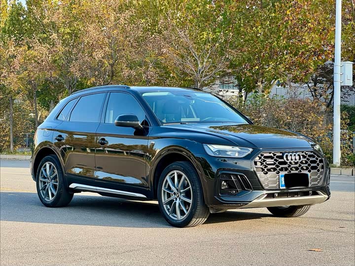 Фото 3 - Audi Q5L