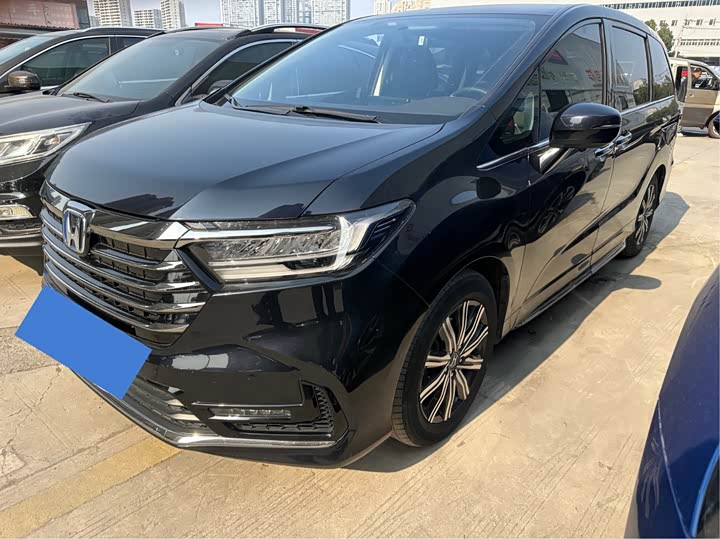Фото 1 - Honda Odyssey