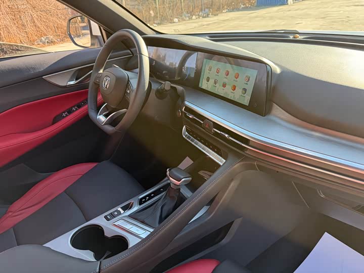 Фото 8 - Changan CS35 Plus