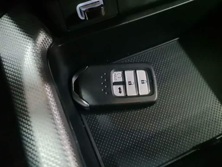 Фото 9 - Honda CR-V