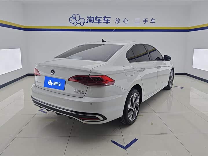 Фото 3 - Volkswagen Bora