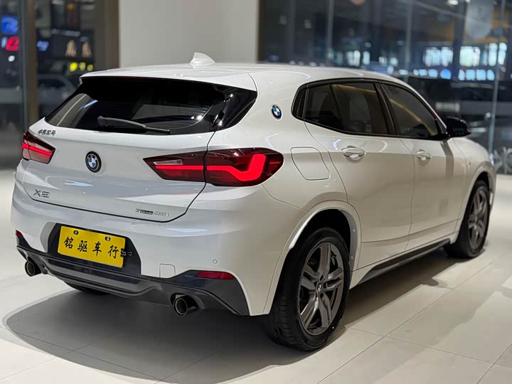 Фото 7 - BMW X2