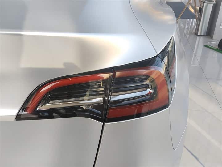 Фото 8 - Tesla Model Y