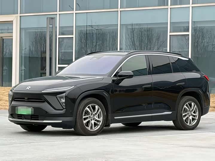 Фото 1 - Nio ES6