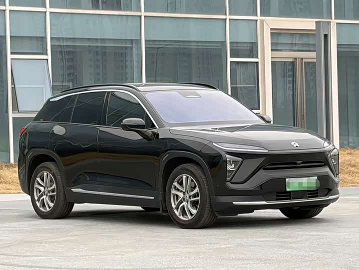 Фото 3 - Nio ES6