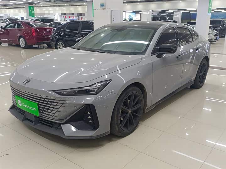 Фото 2 - Changan UNI-V