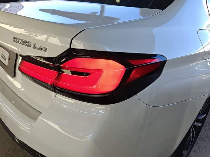 Фото 8 - BMW 5 Series Hybrid