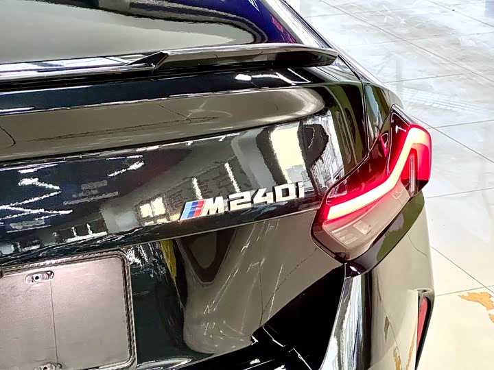 Фото 8 - BMW 2 Series