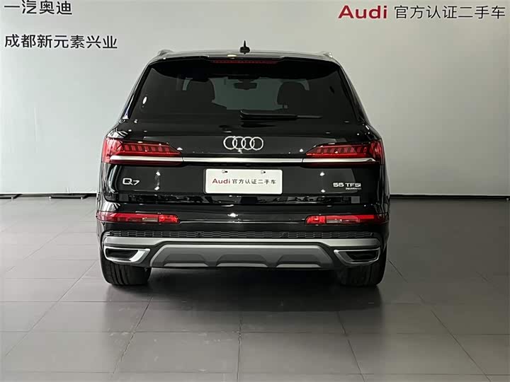 Фото 5 - Audi Q7