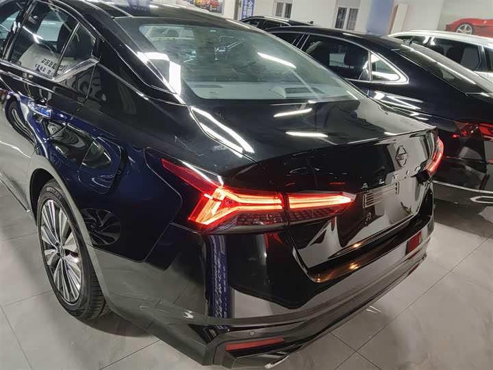 Фото 6 - Nissan Teana