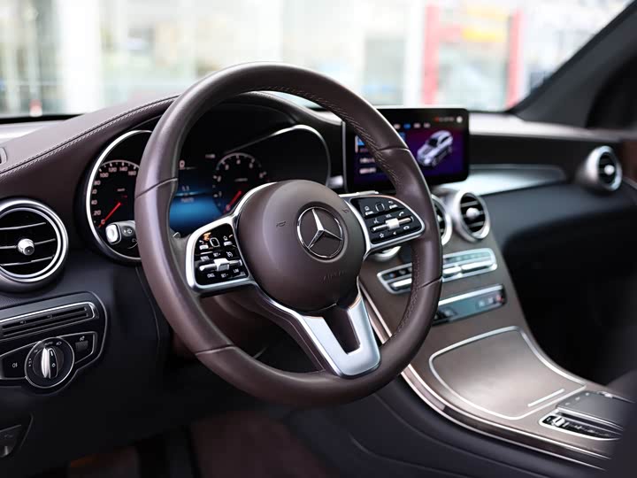 Фото 8 - Mercedes-Benz GLC-Class