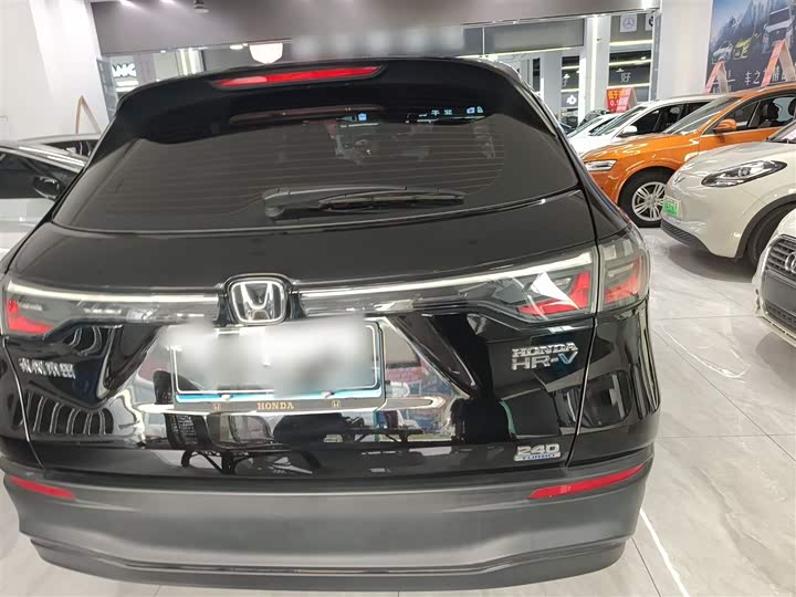 Фото 6 - Honda HR-V