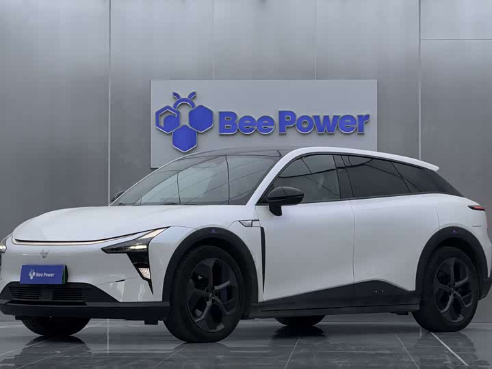 Фото 1 - Geely Jiyue 01