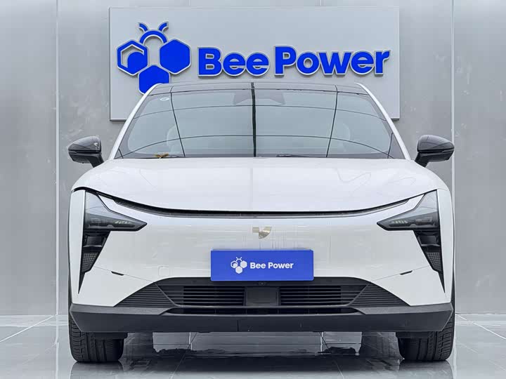 Фото 2 - Geely Jiyue 01