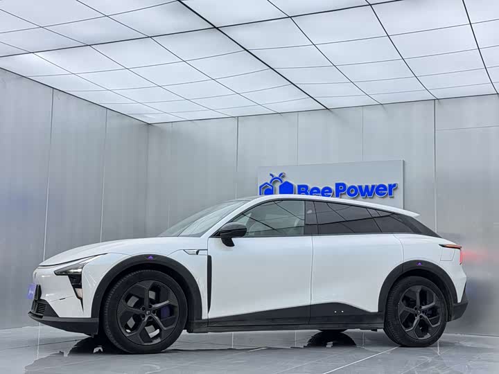 Фото 4 - Geely Jiyue 01