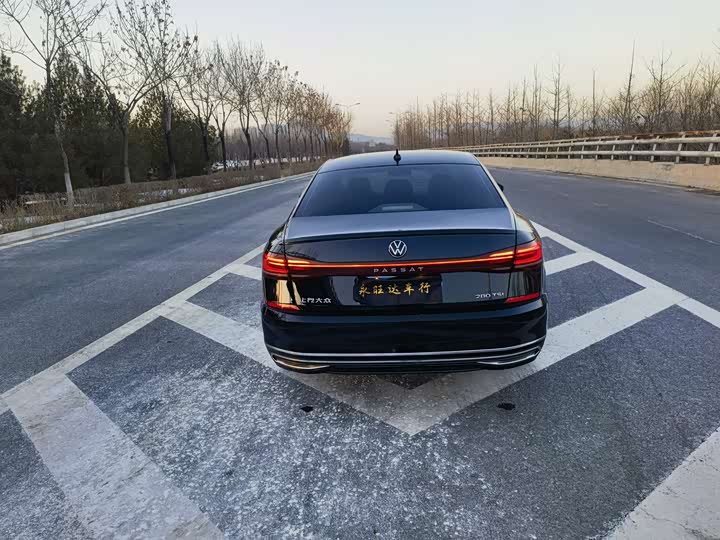 Фото 4 - Volkswagen Passat