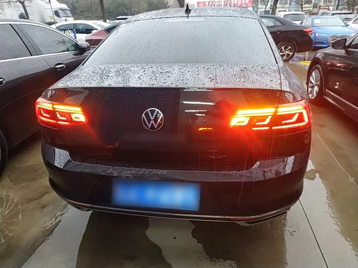 Фото 6 - Volkswagen Magotan