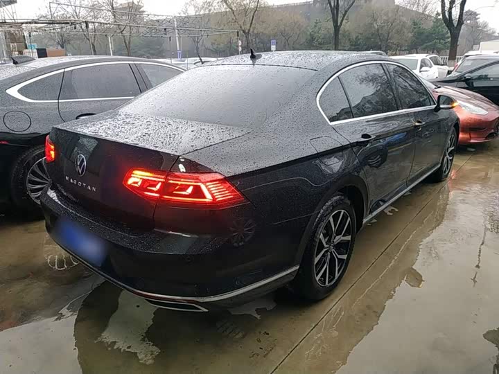 Фото 7 - Volkswagen Magotan