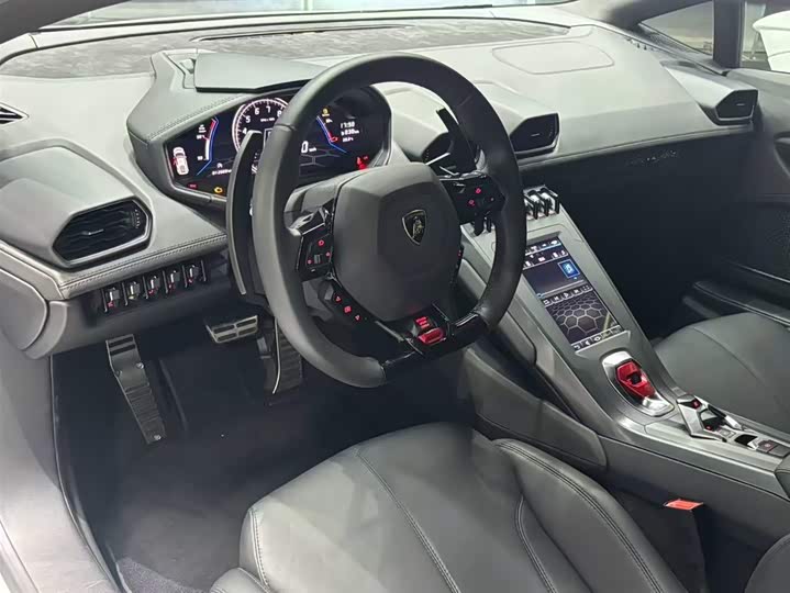 Фото 4 - Lamborghini Huracán
