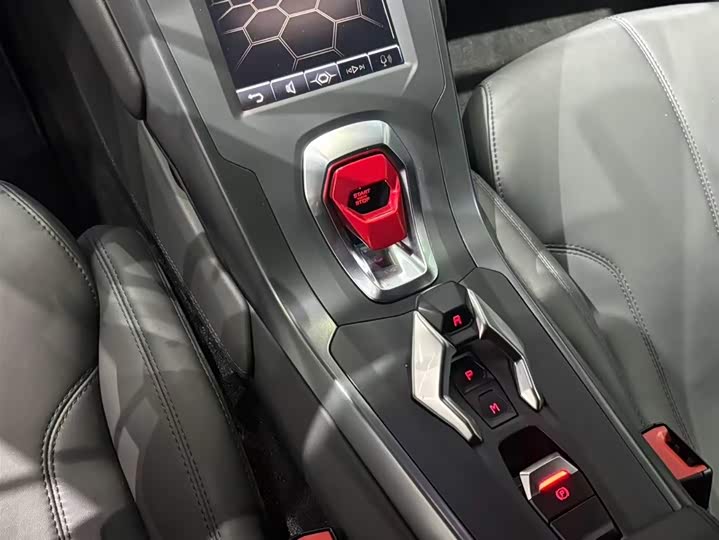 Фото 7 - Lamborghini Huracán