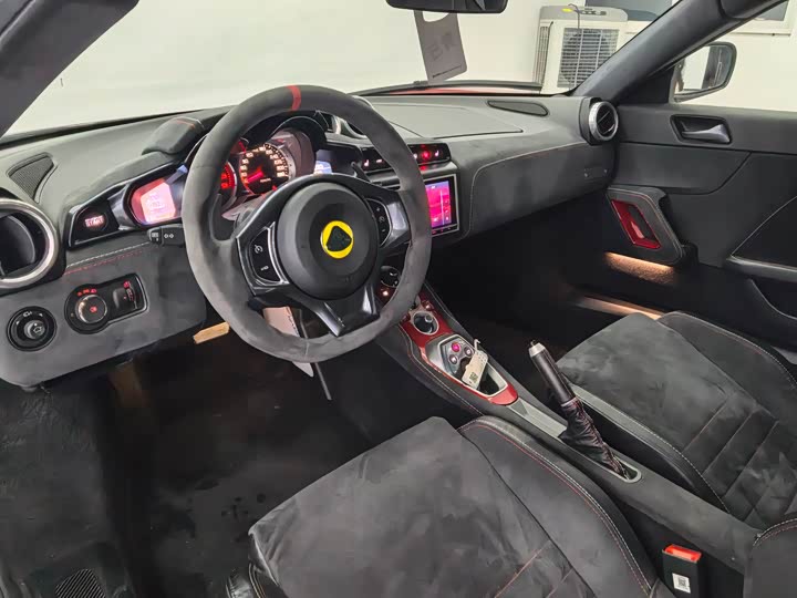 Фото 3 - Lotus Evora