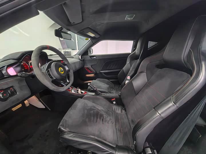 Фото 4 - Lotus Evora