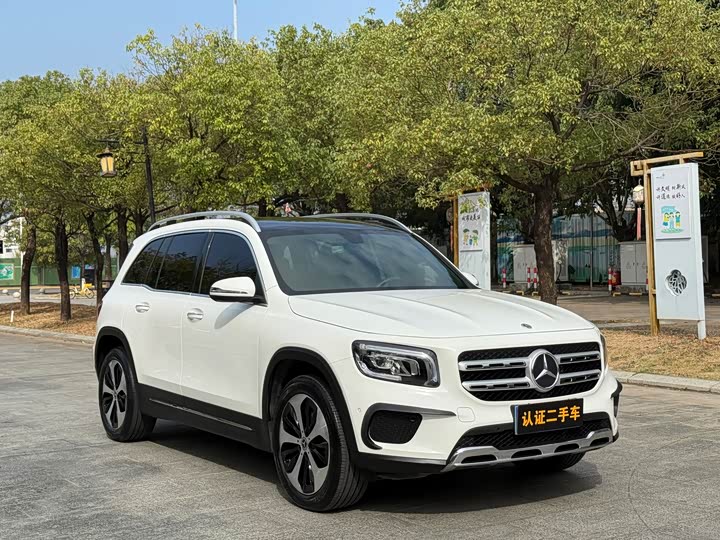 Фото 3 - Mercedes-Benz GLB-Class